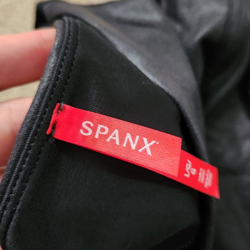 SPANX black faux leather shiny legging pant shapewear control waist Large - Picture 3 of 11